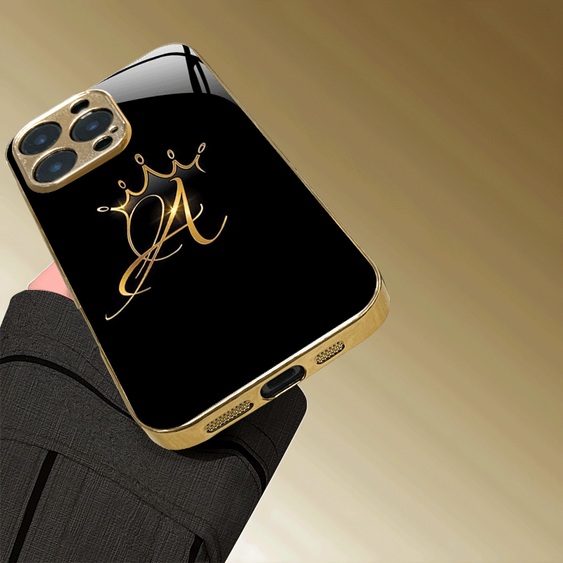 حافظة صلبة ذهبية فاخرة لهاتف آ - مراجعة Monogram Custom Case وسعره